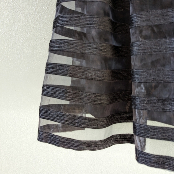 GUESS LA Black Striped Halter Fit-and-Flare Dress Size 8 - Picture 3 of 9